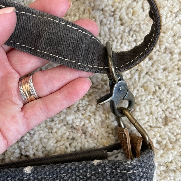 Myra Crossbody Bag - Picture 15 of 16